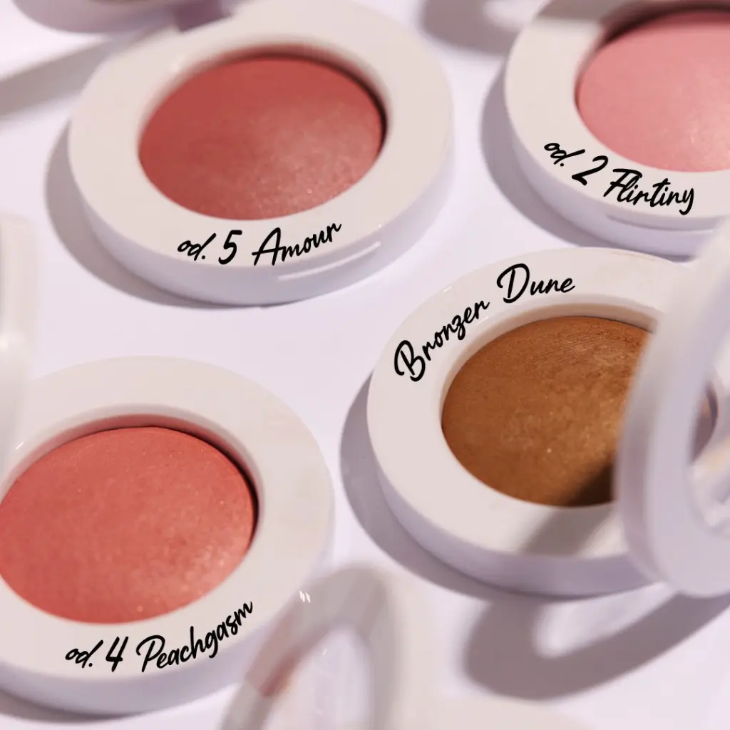 glow-blush-10804-1775033150.webp